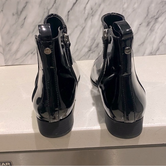 New - DKNY stylist ankle boots pattern leather very glossy - Picture 6 of 8